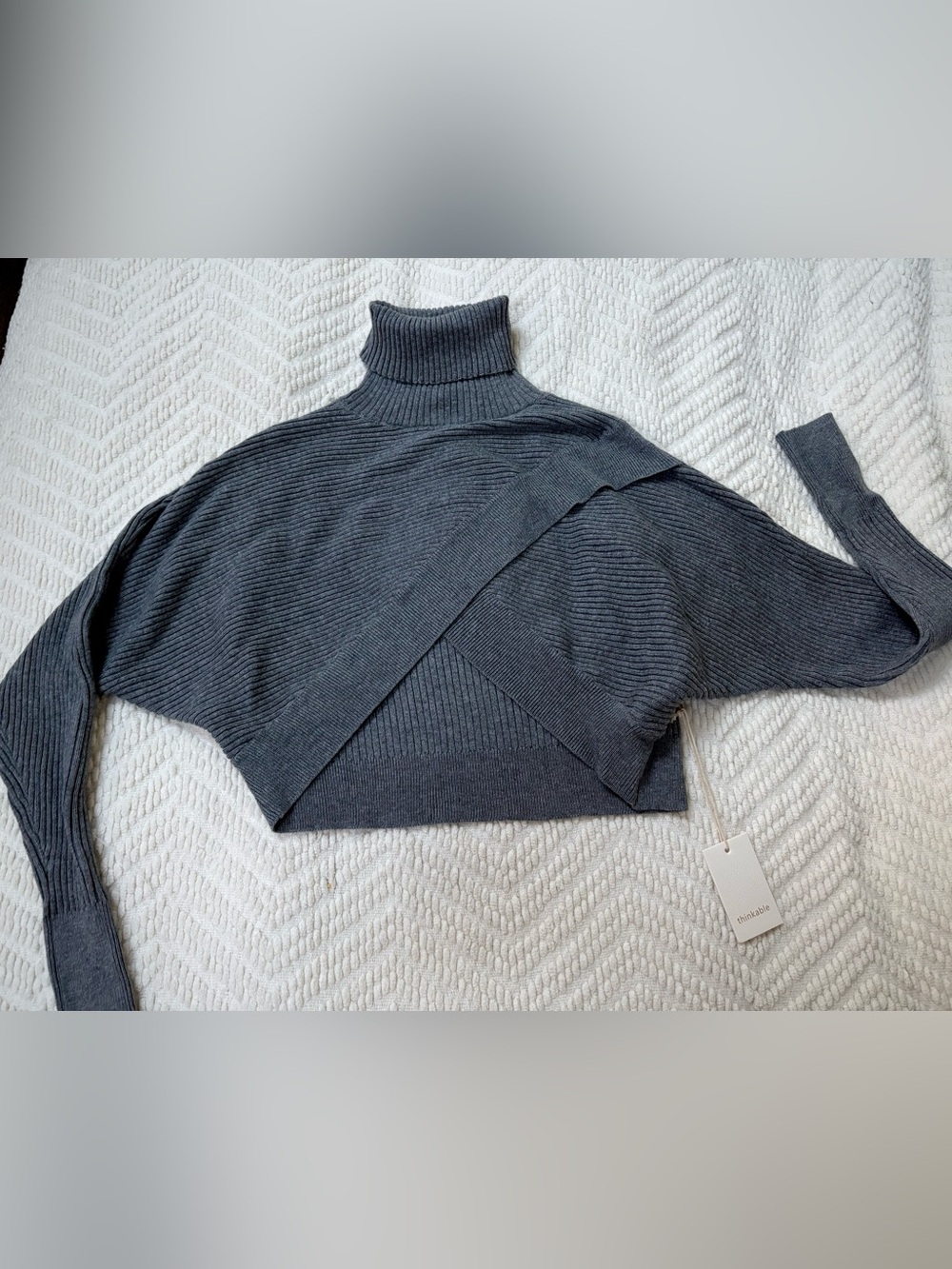 NWT❗️Charcoal Ribbed Turtleneck Cropped Sweater